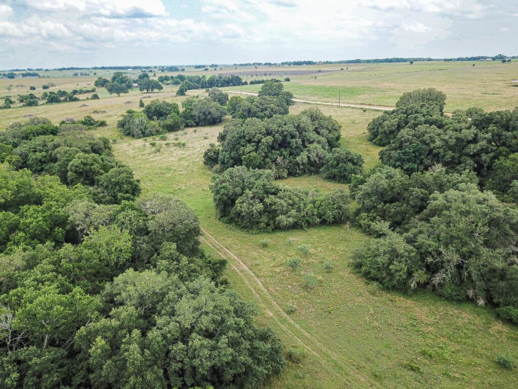 000 CR 240, Hallettsville, TX 77964 — public listing photo 13