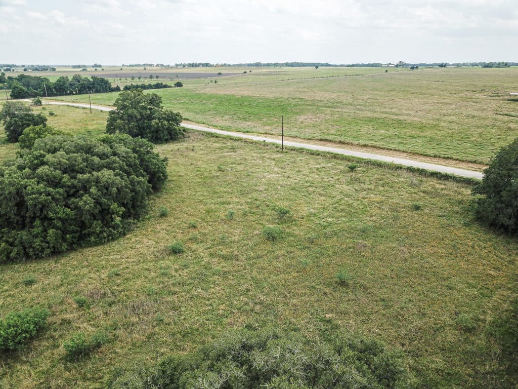 000 CR 240, Hallettsville, TX 77964 — public listing photo 16