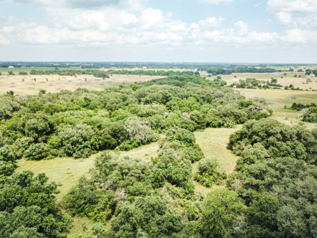 000 CR 240, Hallettsville, TX 77964 — public listing photo 19