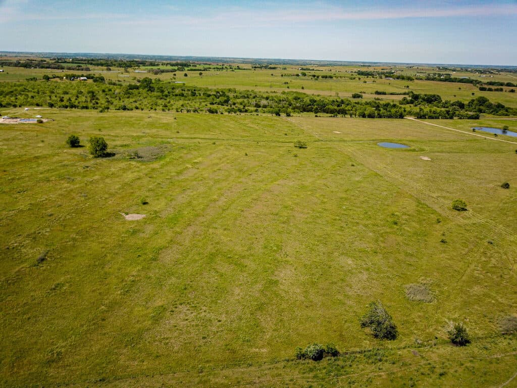 000 CR 369, Shiner, TX 77984 — public listing photo 20