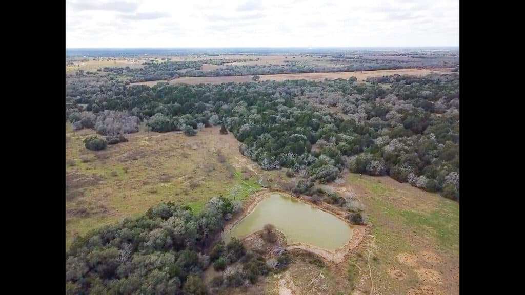 000 CR 387, Hallettsville, Texas — public listing photo 9