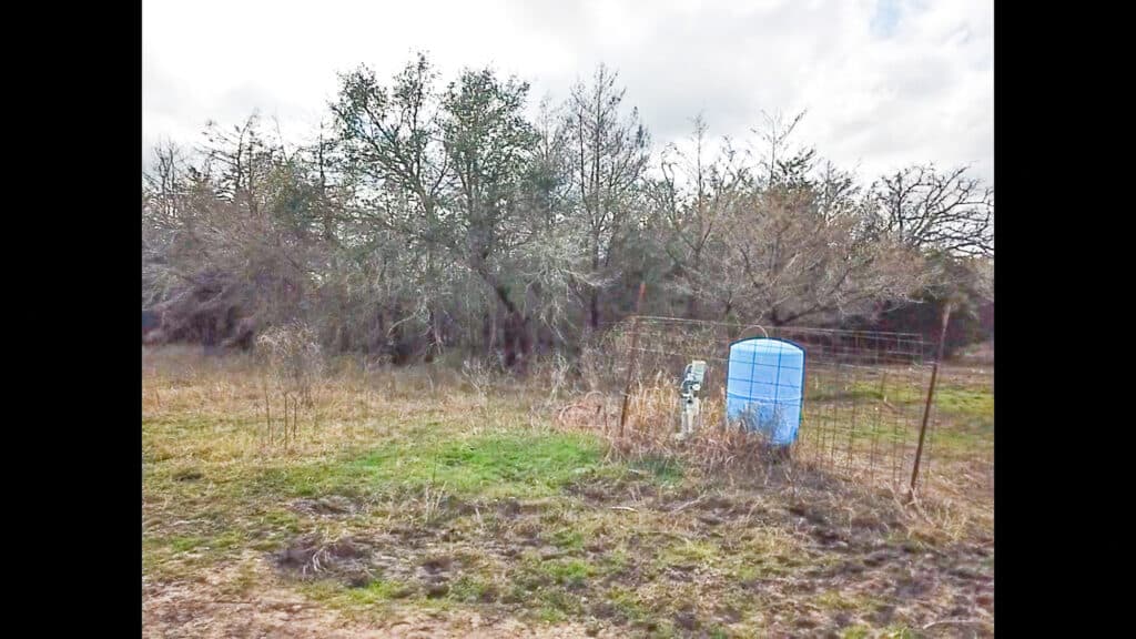 000 CR 387, Hallettsville, Texas — public listing photo 13