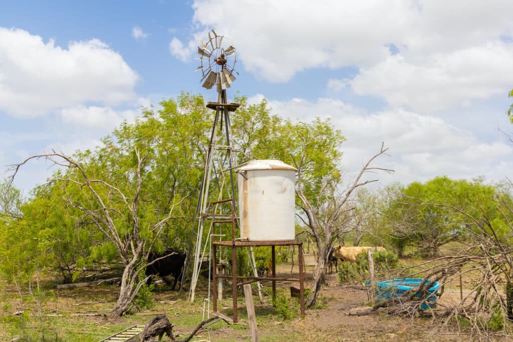 000 FM 2043, Goliad TX — public listing photo 14