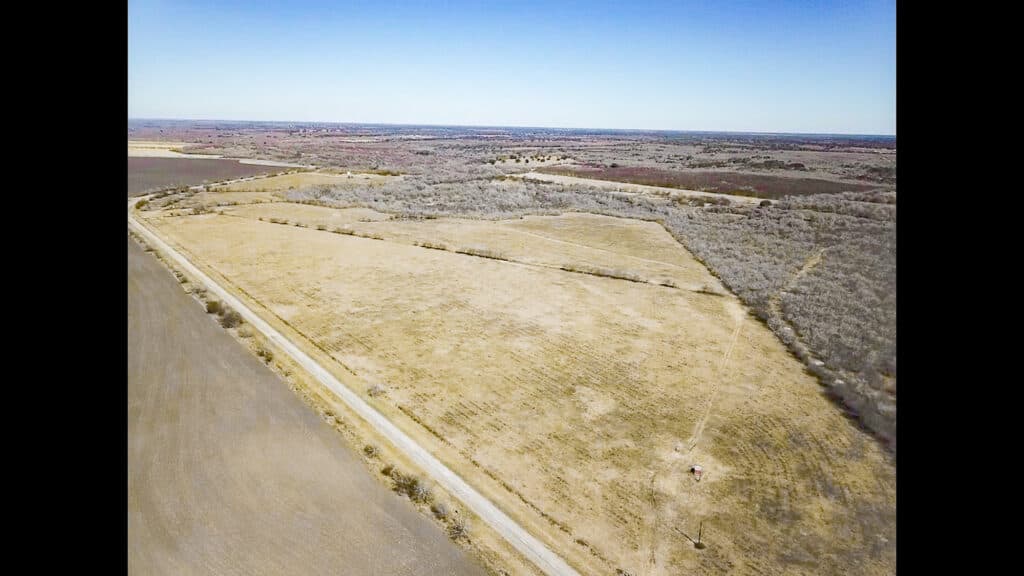 000 FM 2043, Goliad TX — public listing photo 28