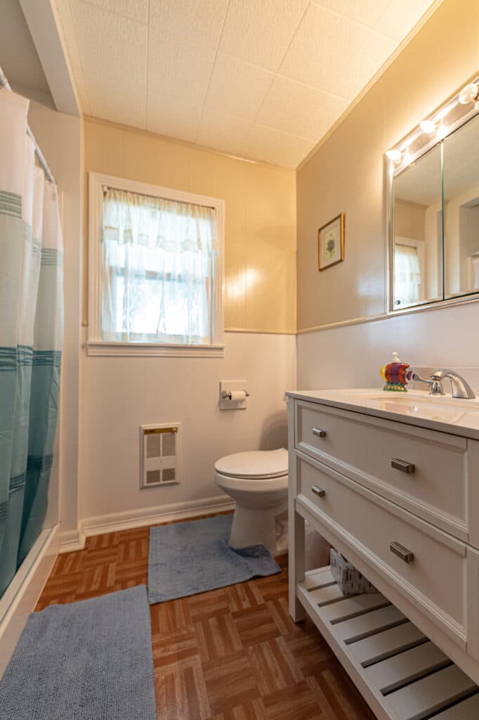 1024 S. State Highway 95, Shiner — public listing photo 11