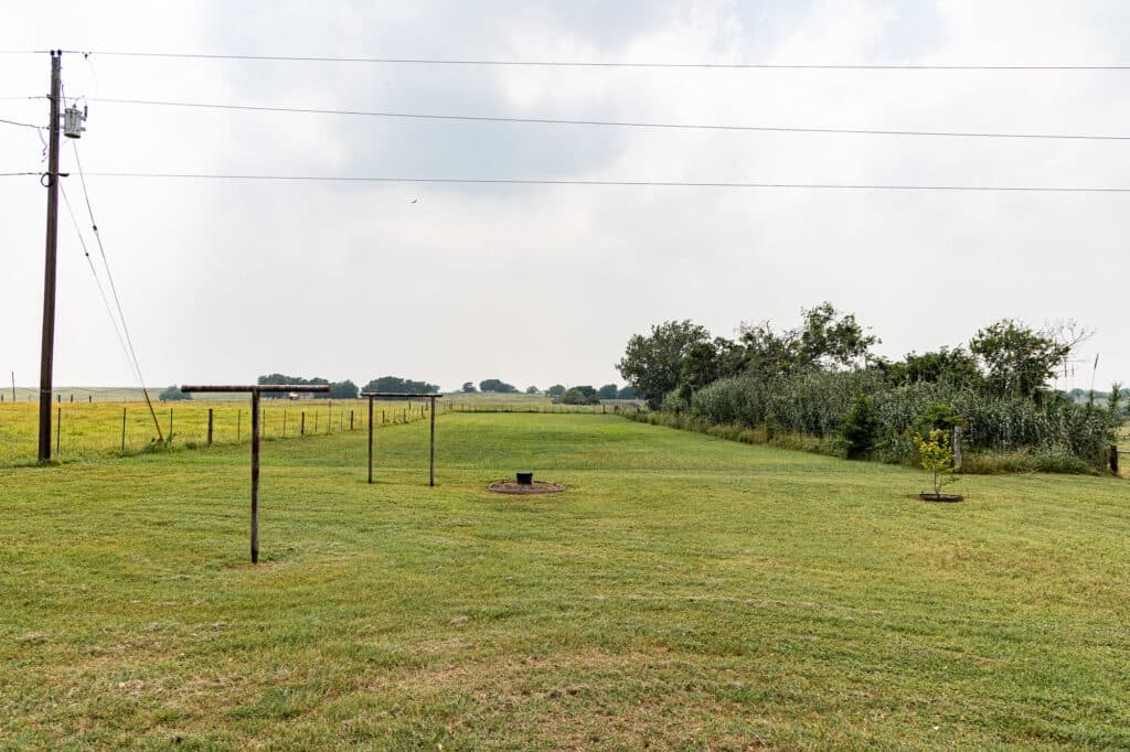 1024 S. State Highway 95, Shiner — public listing photo 14