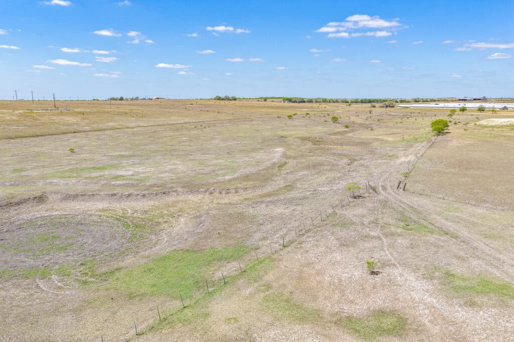 1037 CR 340, Shiner, TX 77984 — public listing photo 14
