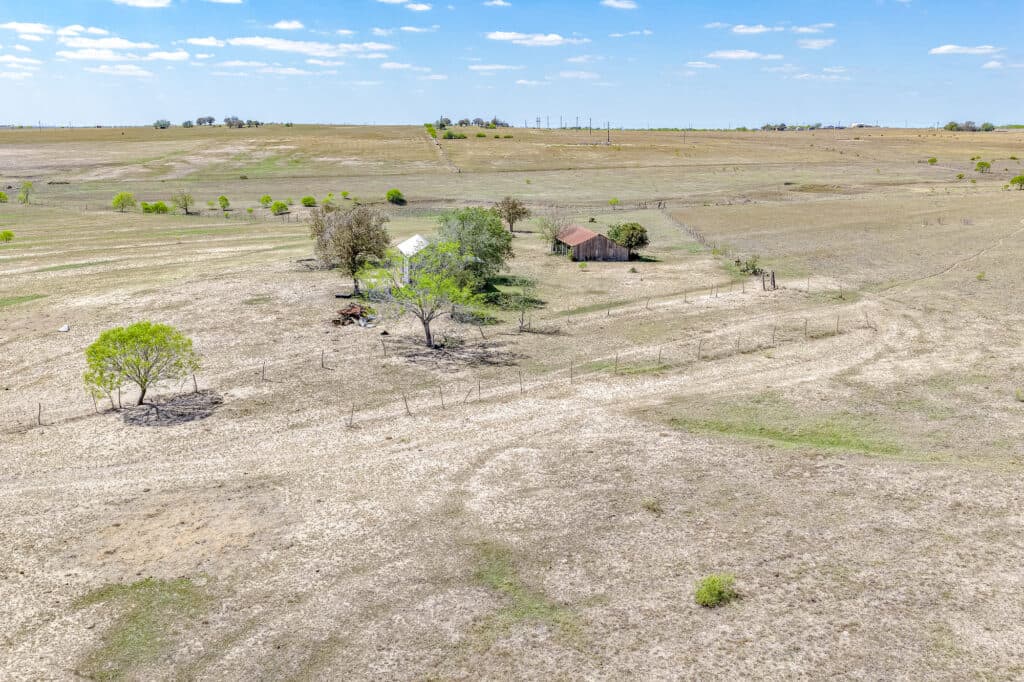 1037 CR 340, Shiner, TX 77984 — public listing photo 19