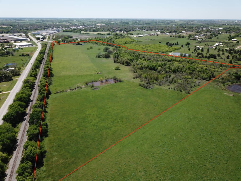 1102 FM 3435, Shiner — public listing photo 2