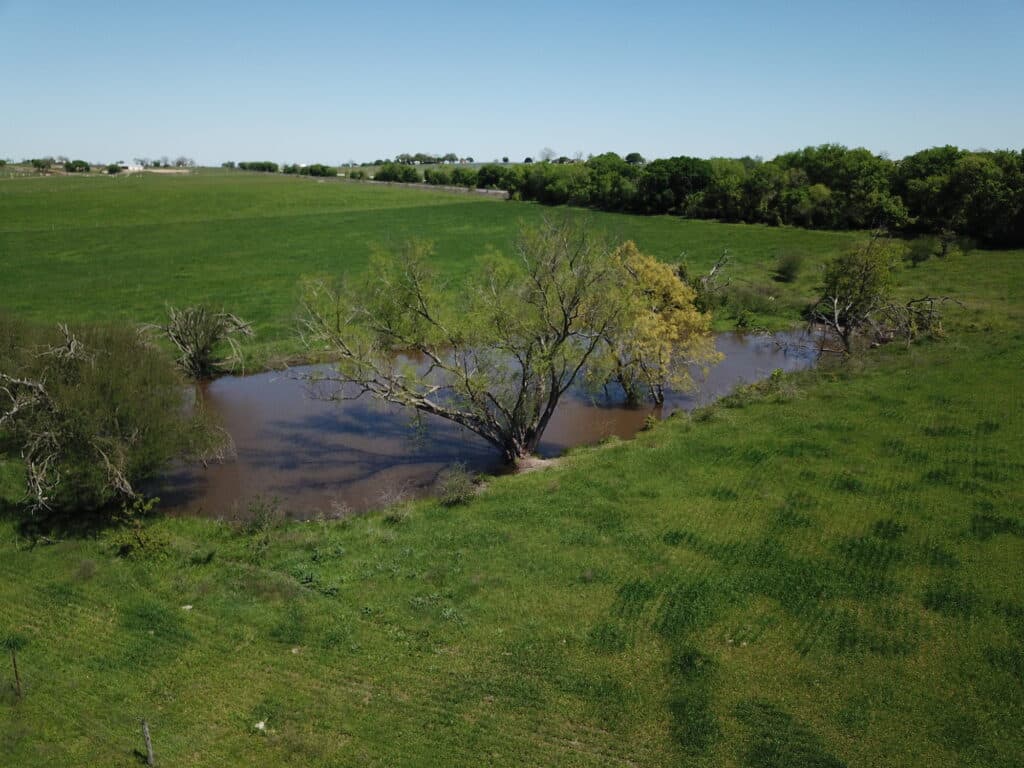 1102 FM 3435, Shiner — public listing photo 18