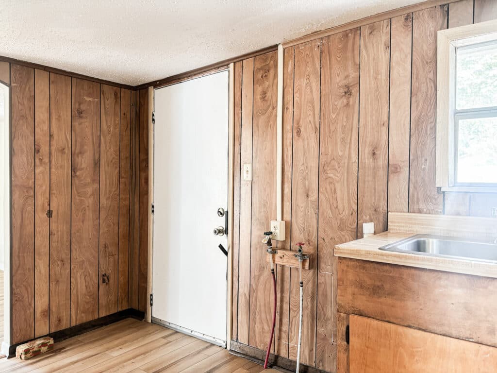 111 W. Park St., Hallettsville — public listing photo 6