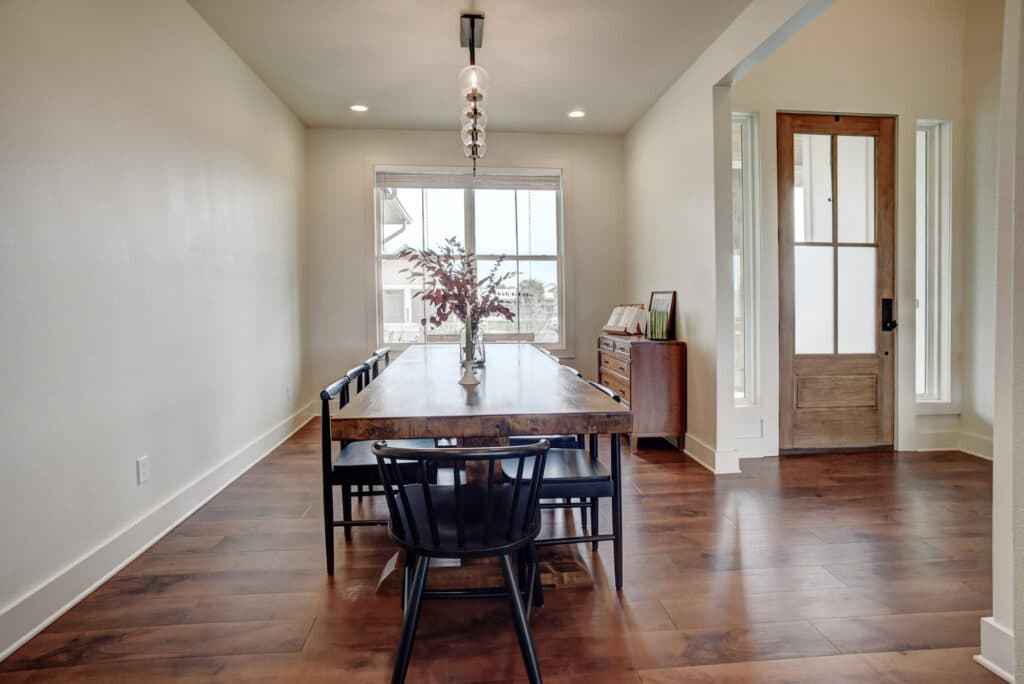 112 Jean Dr., Shiner — public listing photo 6