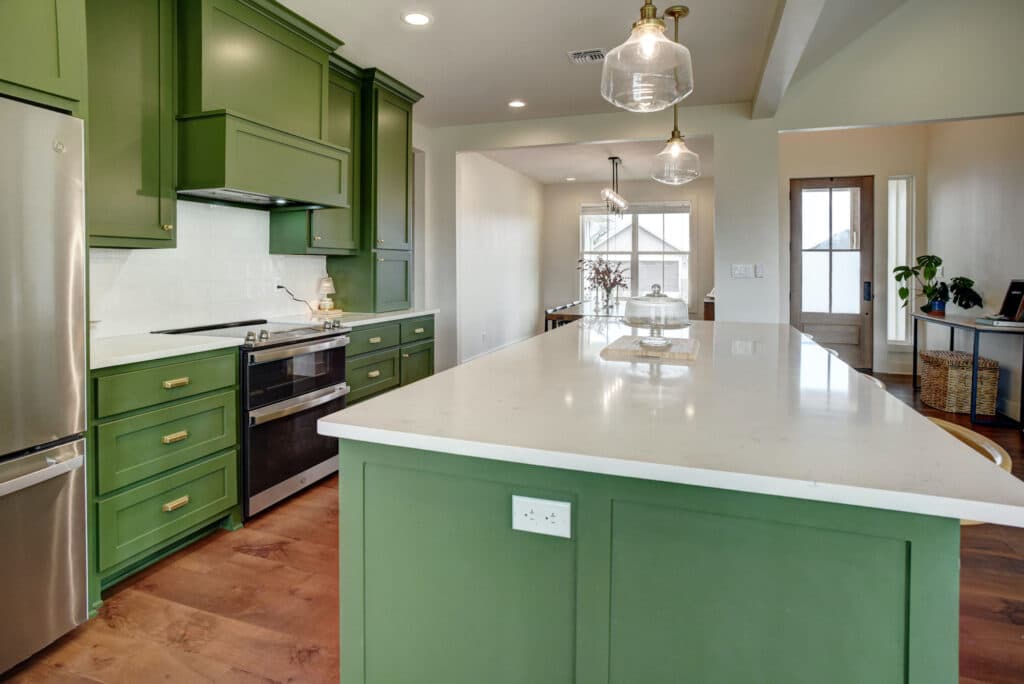 112 Jean Dr., Shiner — public listing photo 11