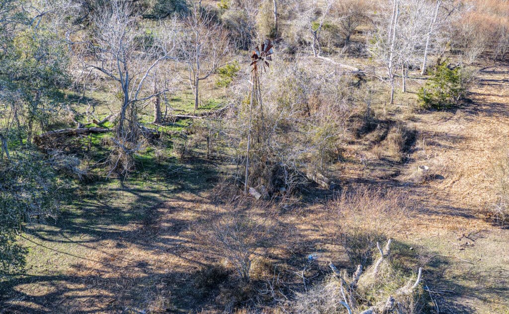 11341 FM 340, Moulton 77975 — public listing photo 2