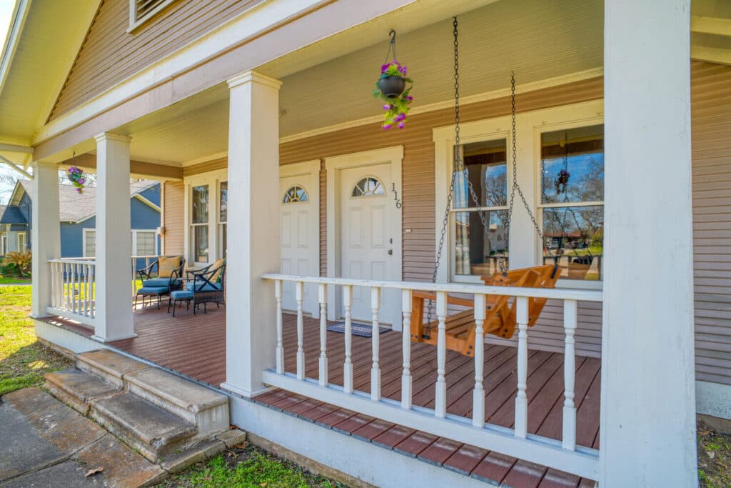 116 S. Ave. E — public listing photo 4