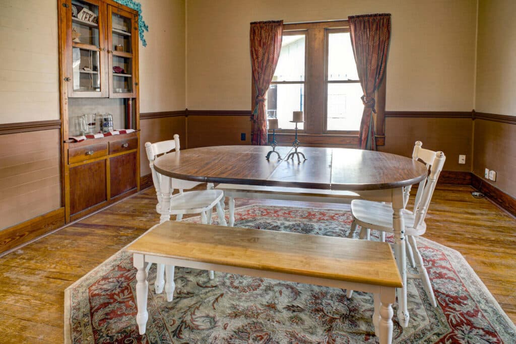 116 S. Ave. E — public listing photo 14