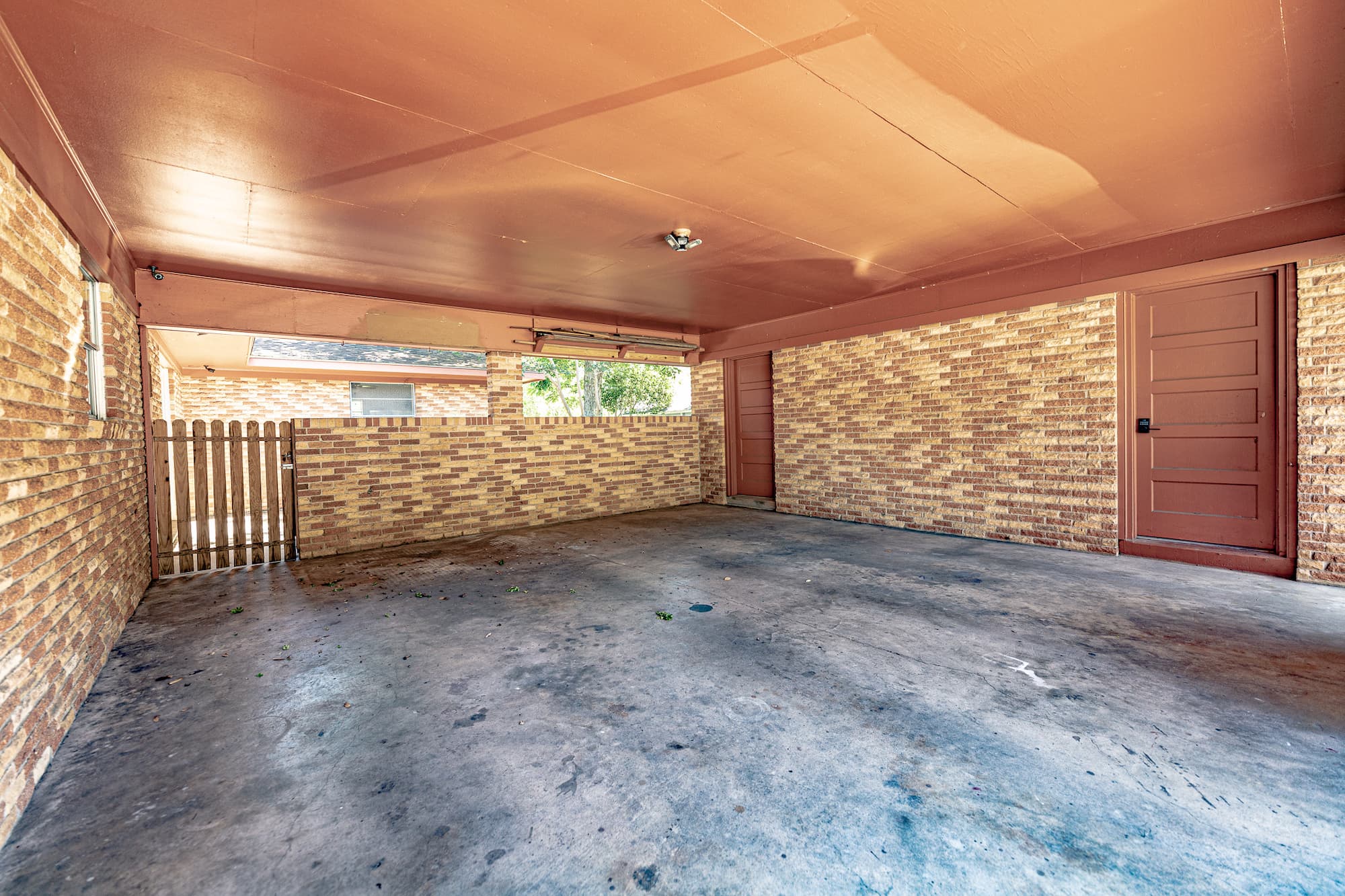 1220 N Ave I, Shiner, TX 77984 — public listing photo 21
