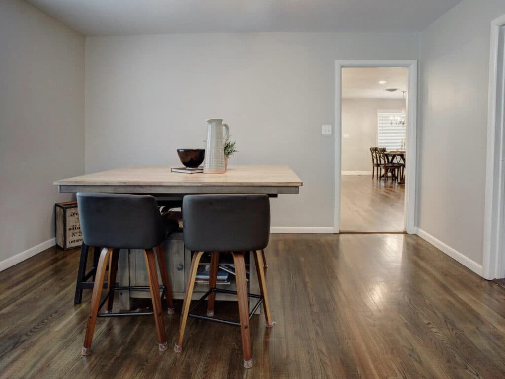 1311 N Ave F Shiner, TX 77984 — public listing photo 8