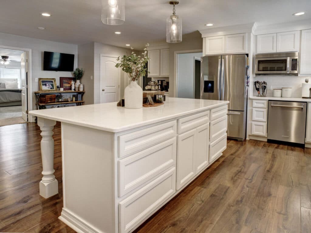 1311 N Ave F Shiner, TX 77984 — public listing photo 11