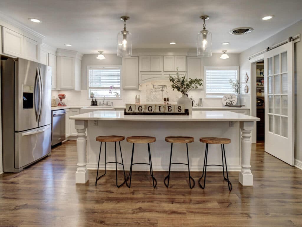 1311 N Ave F Shiner, TX 77984 — public listing photo 13