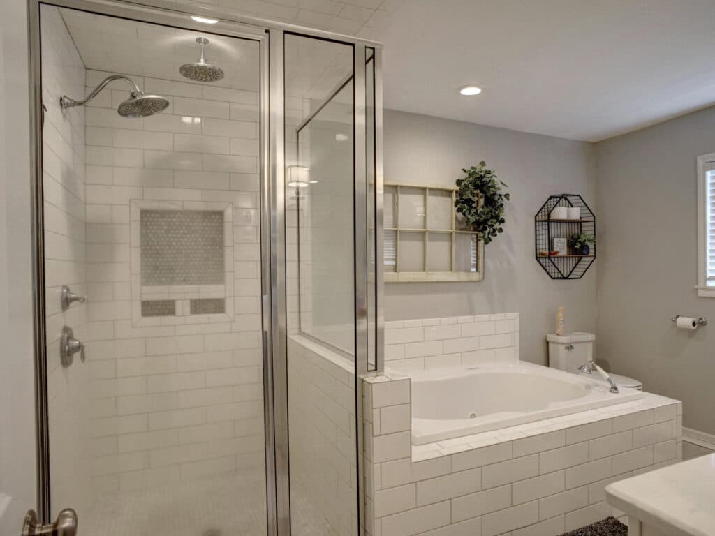 1311 N Ave F Shiner, TX 77984 — public listing photo 24