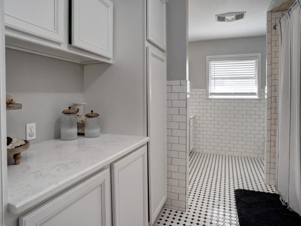 1311 N Ave F Shiner, TX 77984 — public listing photo 28