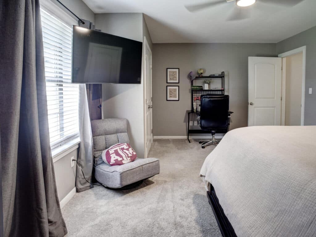 1311 N Ave F Shiner, TX 77984 — public listing photo 31