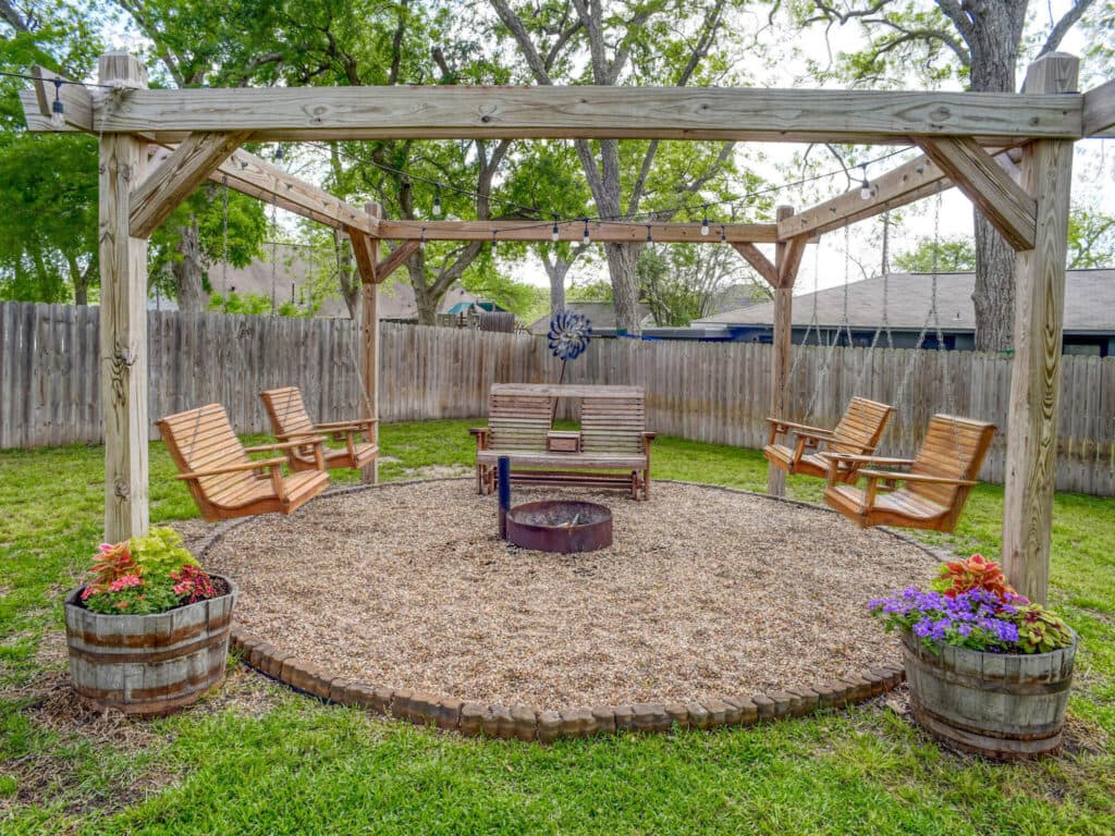 1311 N Ave F Shiner, TX 77984 — public listing photo 34
