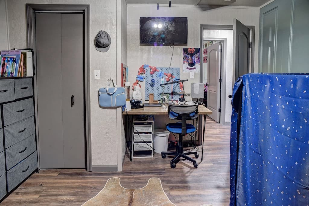 1319 County Road 339, Shiner, TX 77984 — public listing photo 23