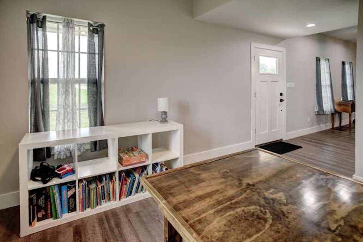 1345 E. Old Hallettsville Rd., Flatonia, TX — public listing photo 10