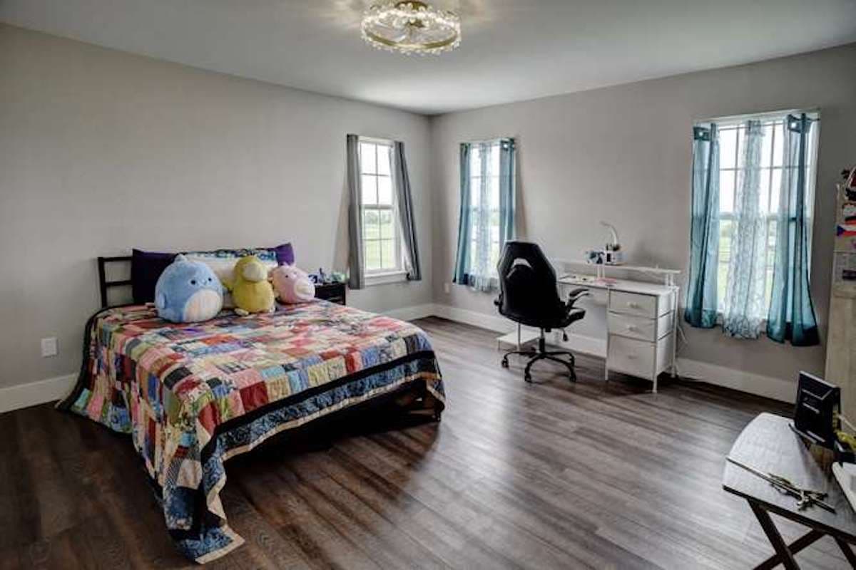 1345 E. Old Hallettsville Rd., Flatonia, TX — public listing photo 21