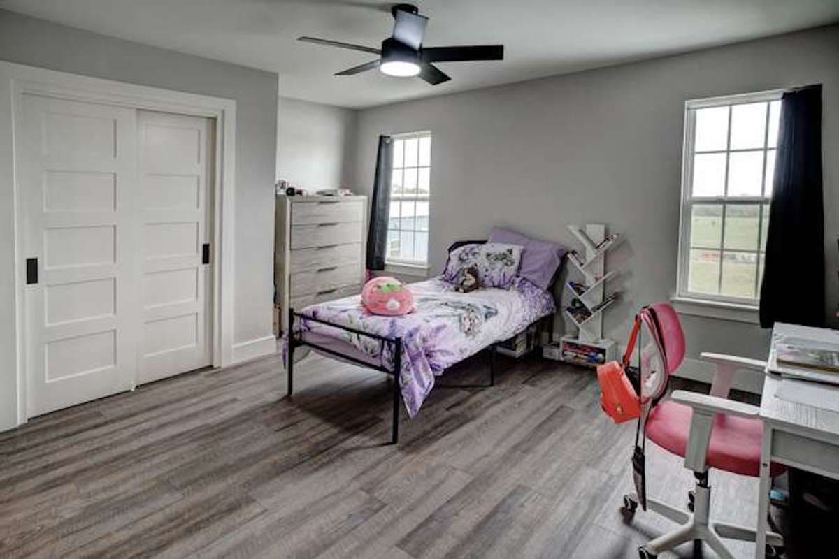 1345 E. Old Hallettsville Rd., Flatonia, TX — public listing photo 24