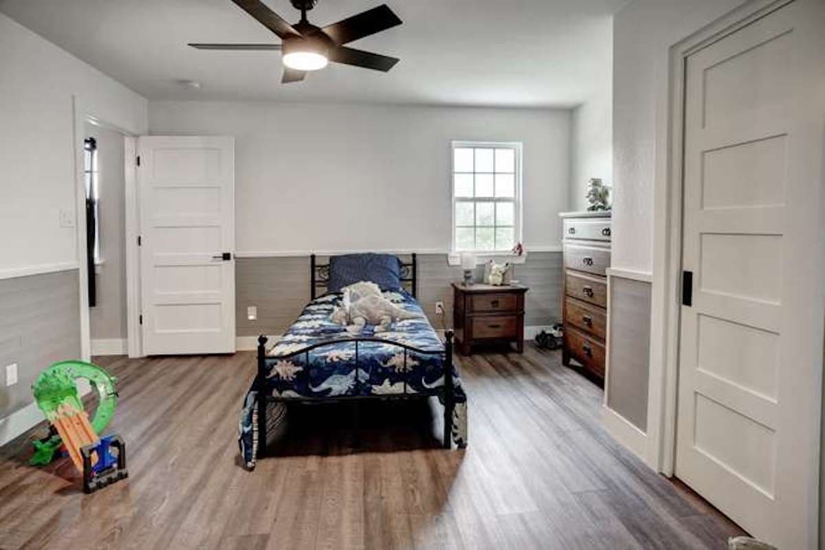 1345 E. Old Hallettsville Rd., Flatonia, TX — public listing photo 25