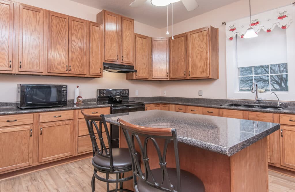 13634 FM 340, Shiner TX 77984 — public listing photo 12