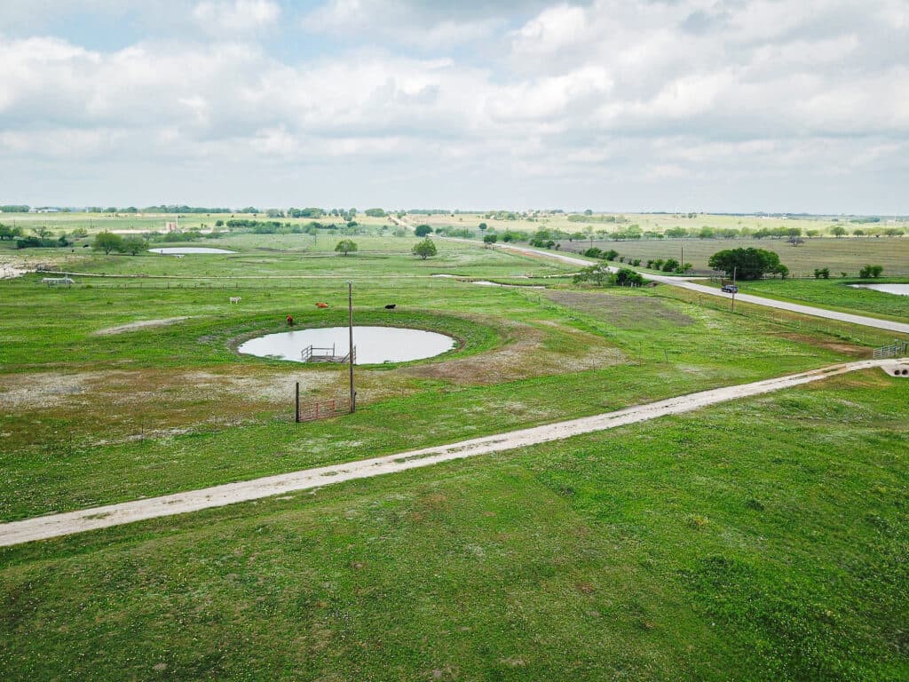13634 FM 340, Shiner TX 77984 — public listing photo 38