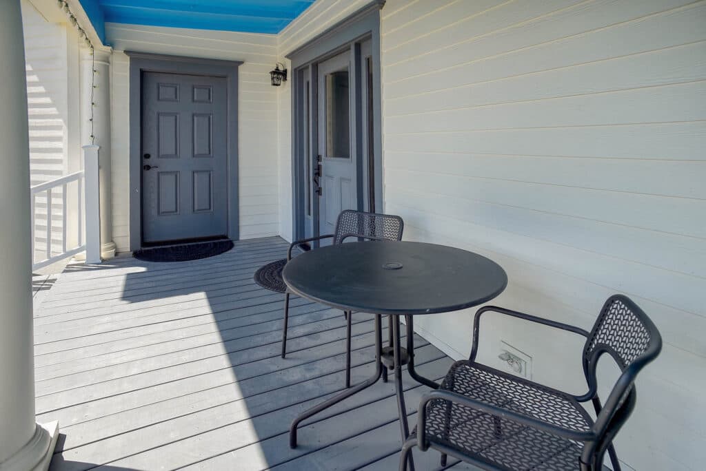 1370 County Road 353, Shiner — public listing photo 7