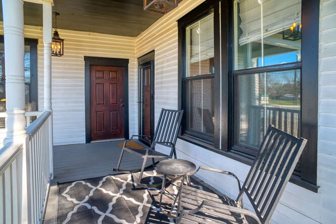 1415 Avenue E — public listing photo 5