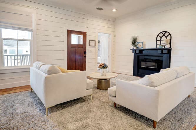 1415 Avenue E — public listing photo 8