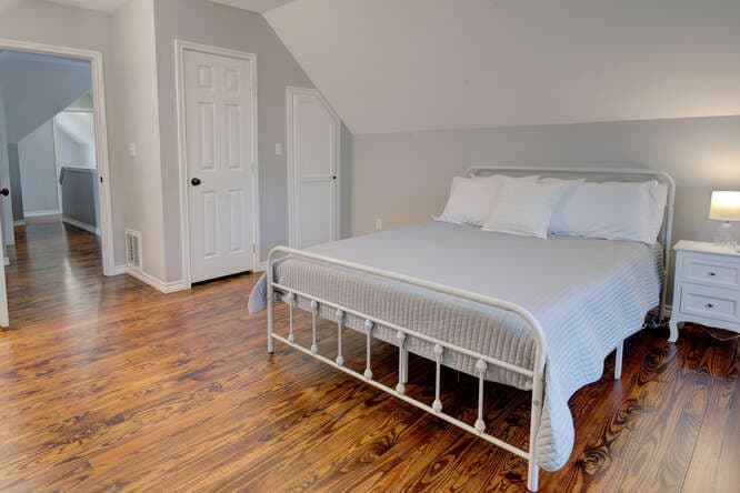 1415 Avenue E — public listing photo 27