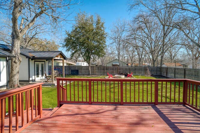 1415 Avenue E — public listing photo 31