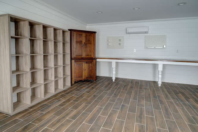 1415 Avenue E — public listing photo 35