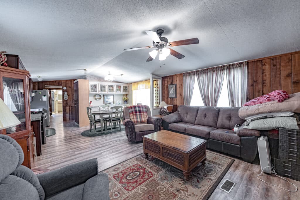 14751 FM 530, Hallettsville TX 77964 — public listing photo 8