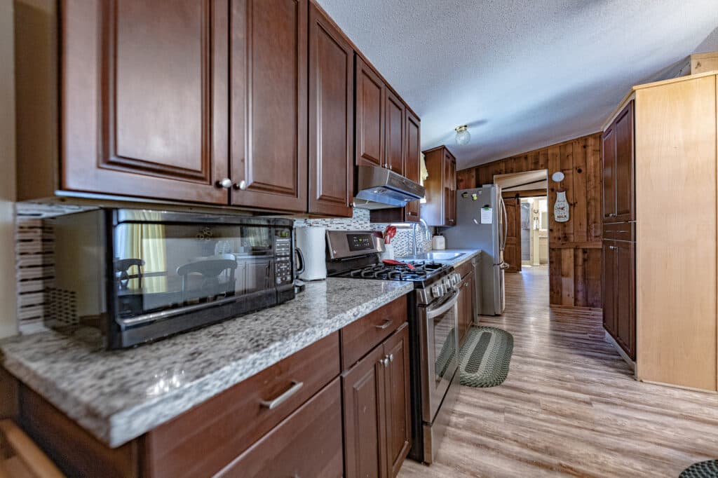 14751 FM 530, Hallettsville TX 77964 — public listing photo 10