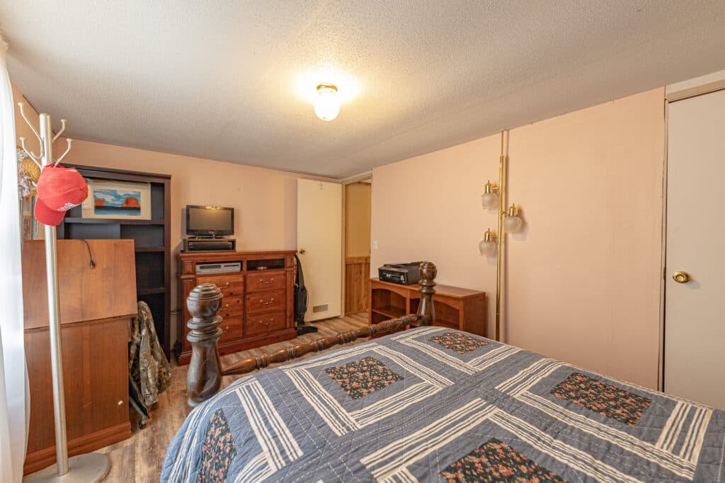 14751 FM 530, Hallettsville TX 77964 — public listing photo 17