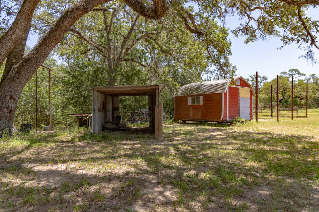 14751 FM 530, Hallettsville TX 77964 — public listing photo 21