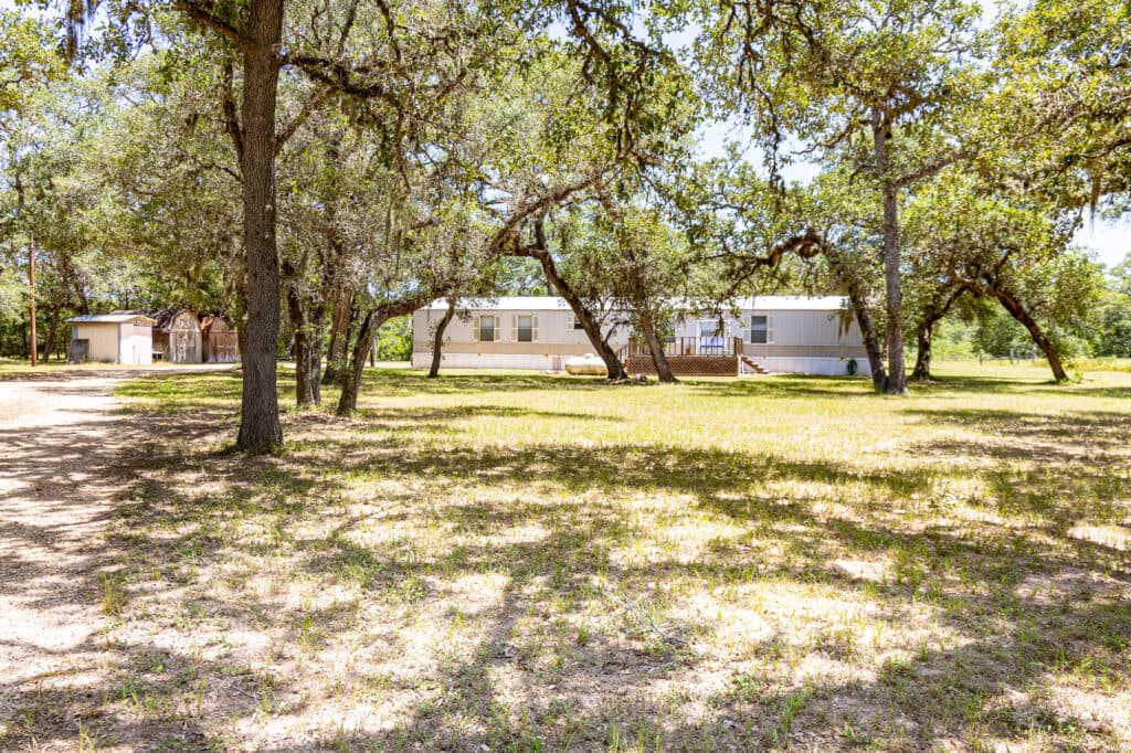 14751 FM 530, Hallettsville TX 77964 — public listing photo 25