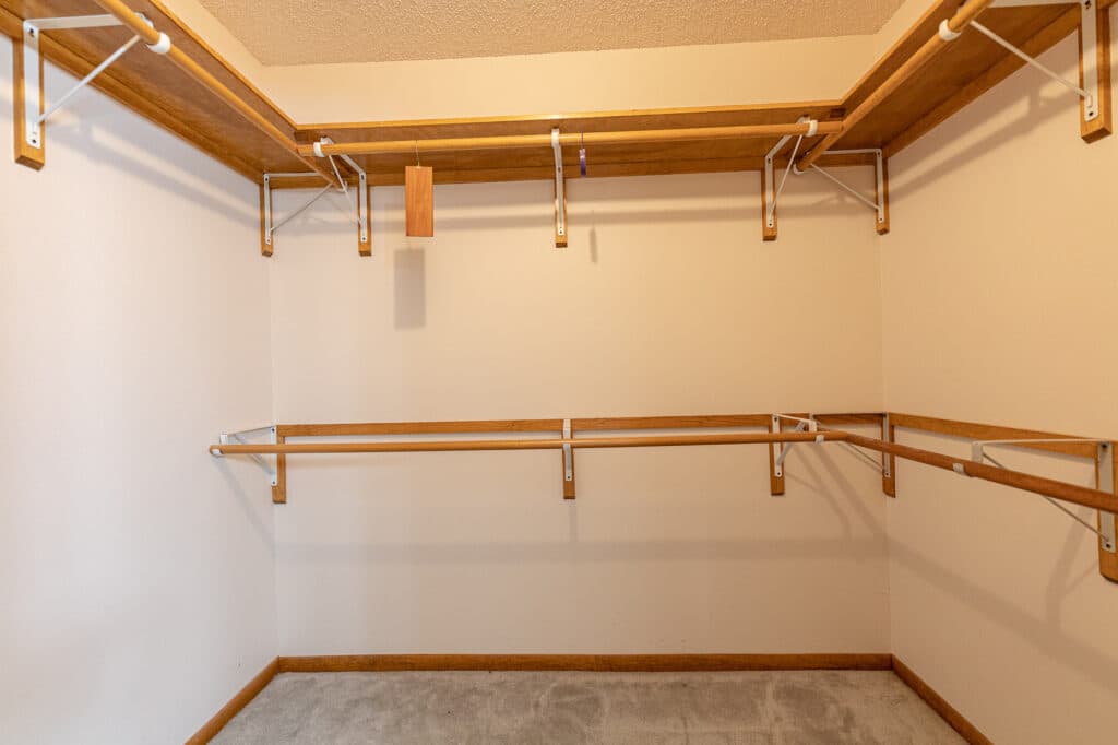 1709 Cody Dr., Shiner — public listing photo 12