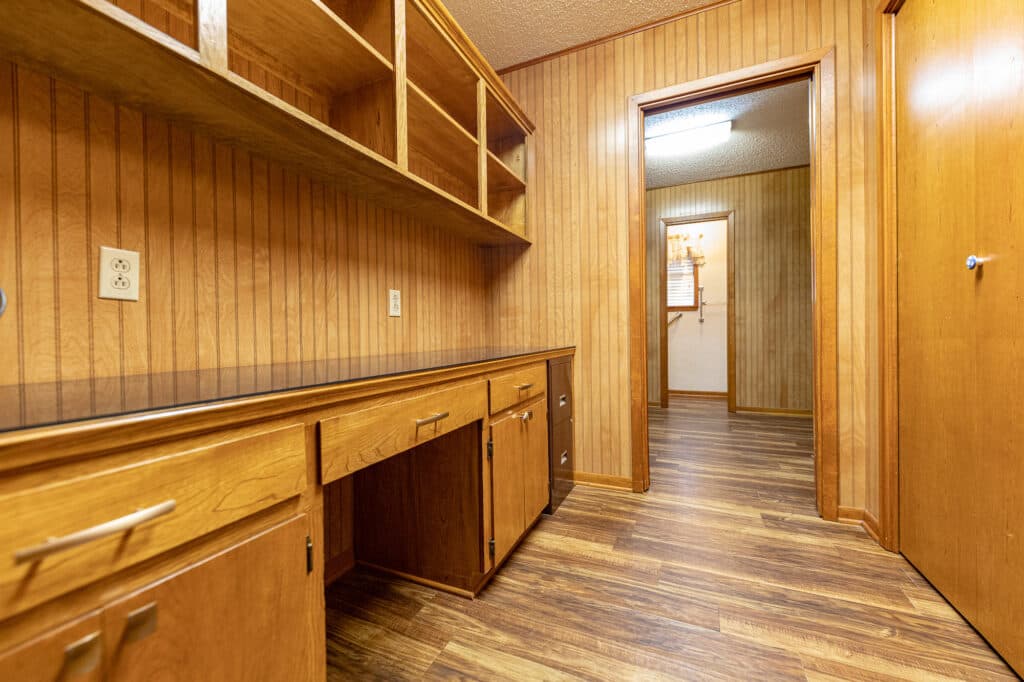 1709 Cody Dr., Shiner — public listing photo 13