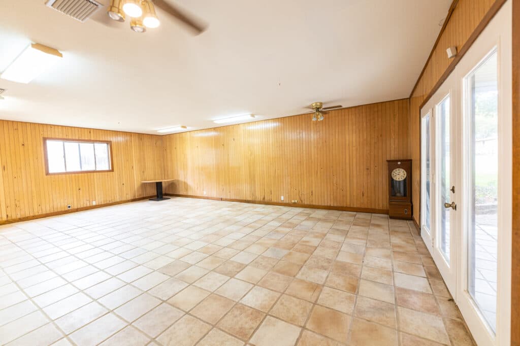 1709 Cody Dr., Shiner — public listing photo 23