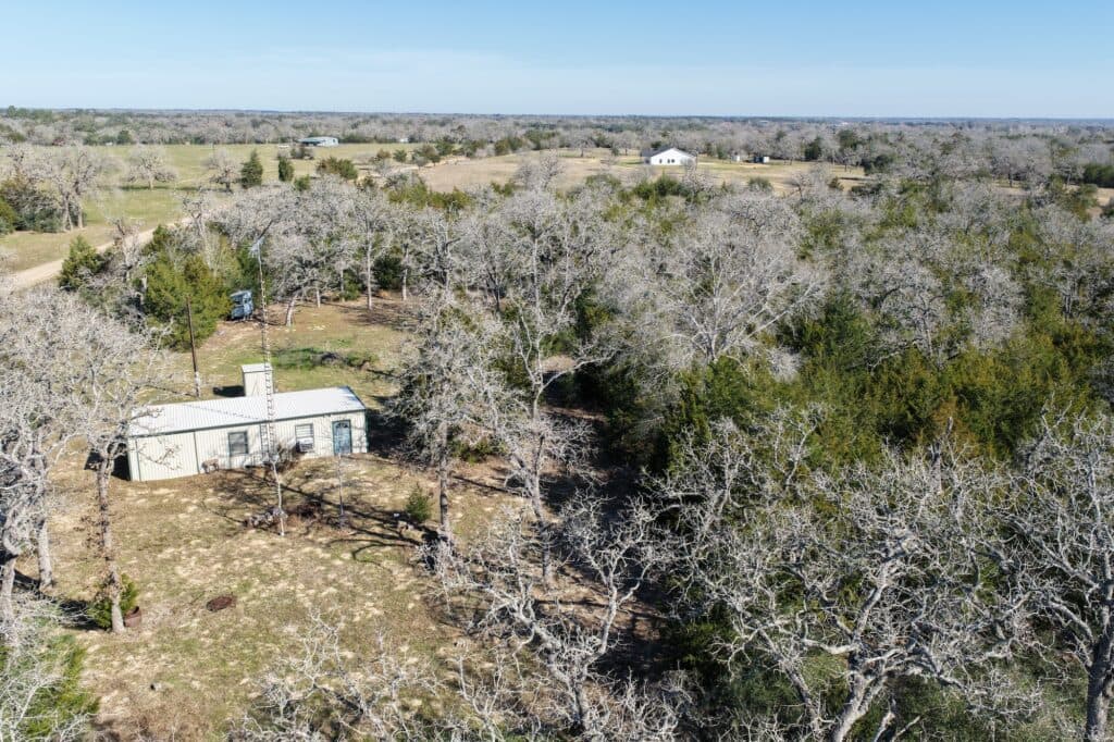 1873 CR 136A, Hallettsville, TX 77964 — public listing photo 4